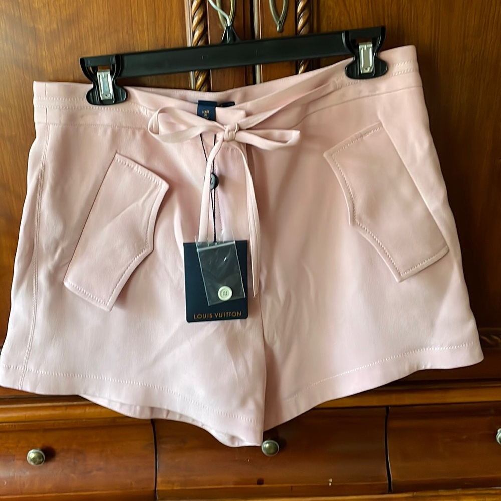 LOUIS VUITTON NEW Silk Mini Shorts